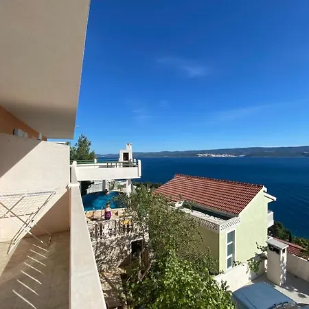 Apartments Arjan2 Omis Exterior photo