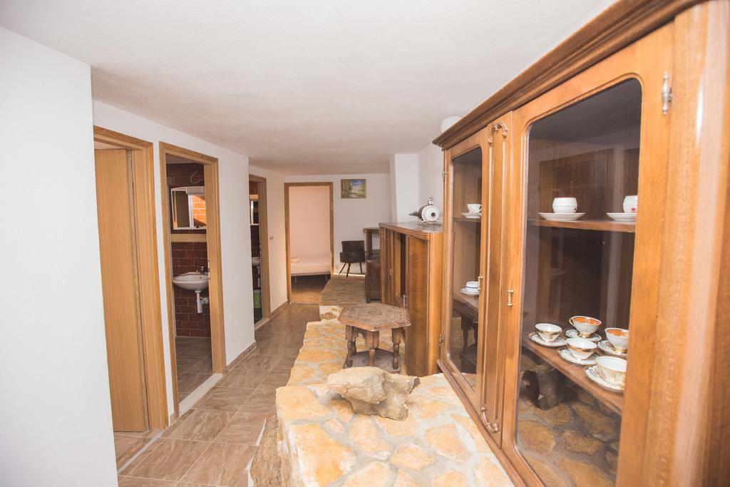 Arjan2 Omiš